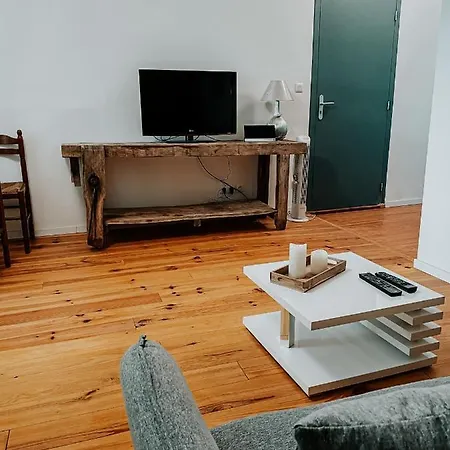 Bel T3 Avec Terrasse Apartamento